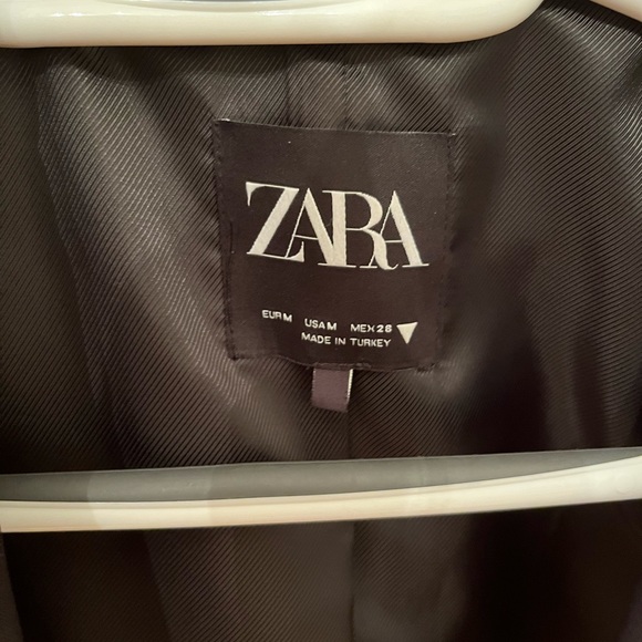 Zara Cropped Black Blazer NEVER WORN - Picture 5 of 8